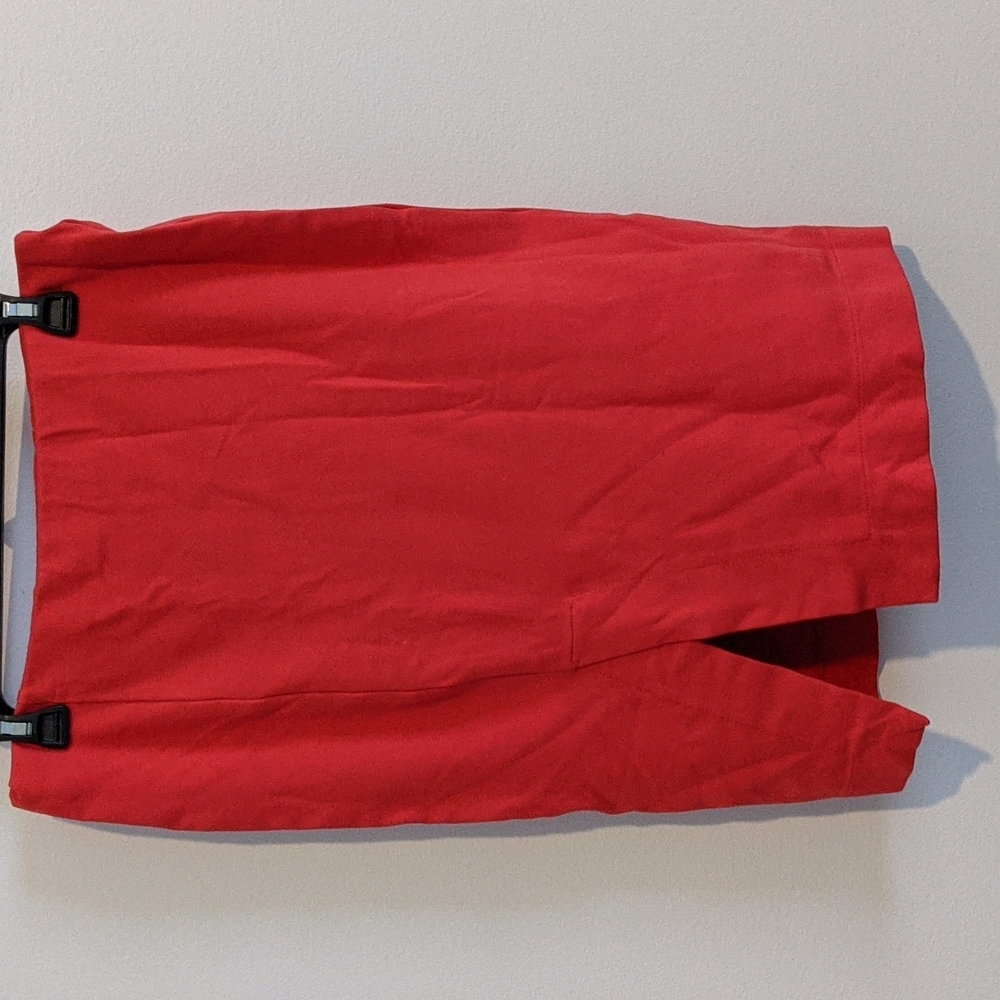 One Women's Size M Red/Orange Pencil Skirt